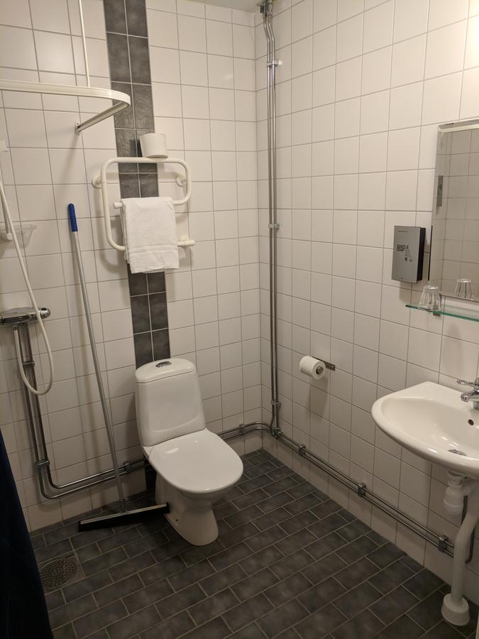 Hotell Haessloe Вестерос Екстер'єр фото